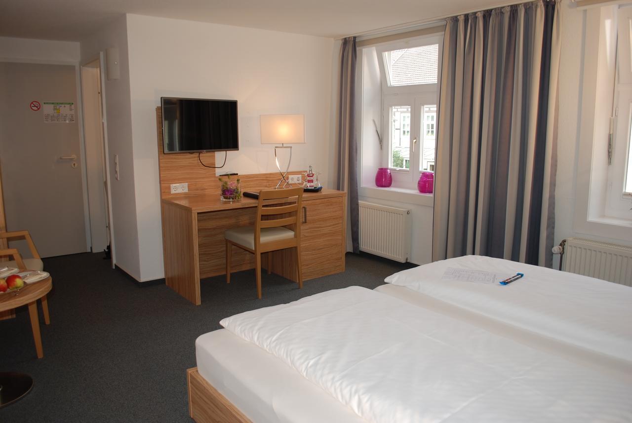 Alt Warburg Hotell Exteriör bild