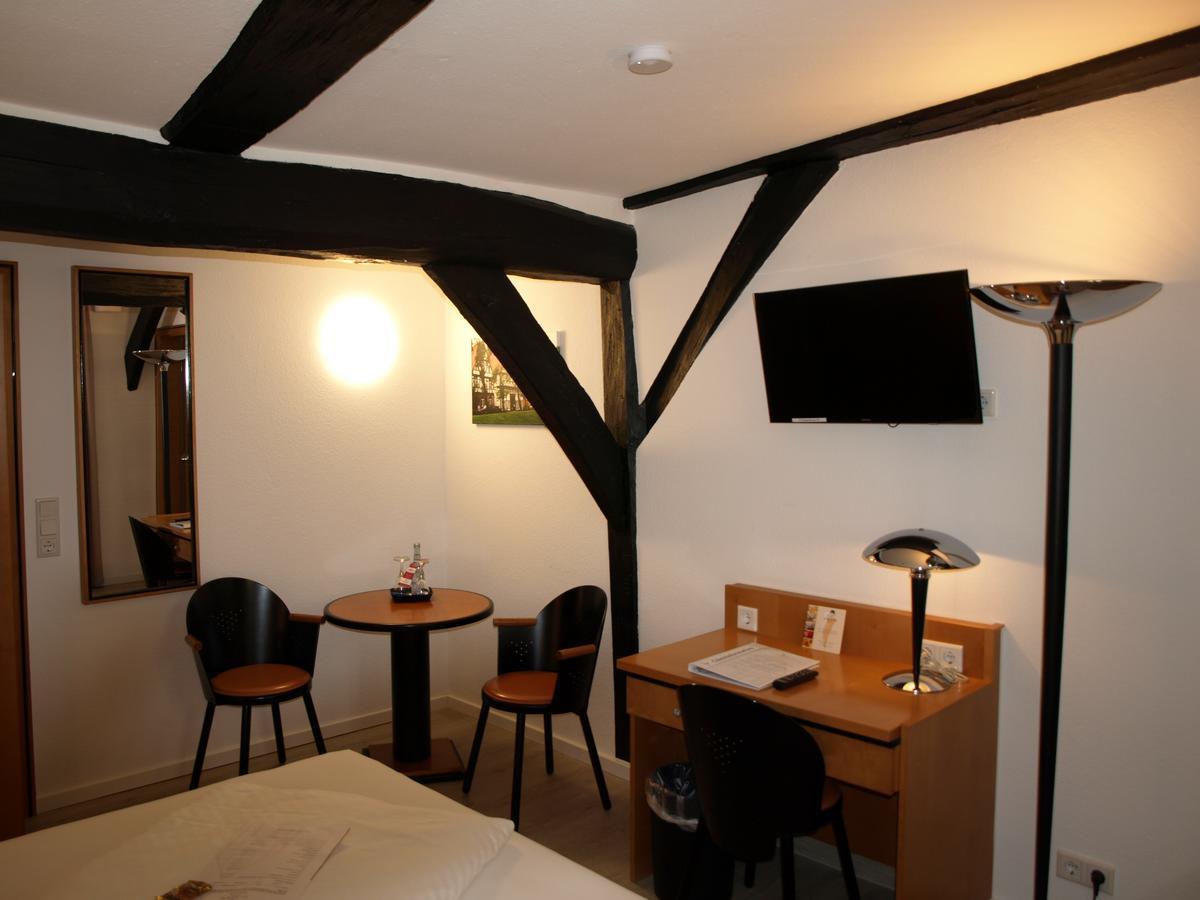 Alt Warburg Hotell Exteriör bild