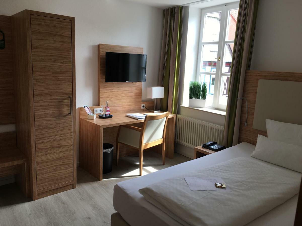 Alt Warburg Hotell Exteriör bild